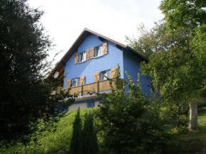 Holiday Home in Tabo with Garden Terrace Sun loungers BBQ, Dabo